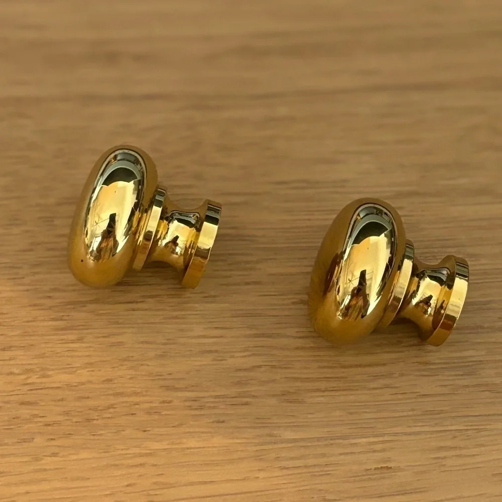 Set of 2‎ cabinet door knobs Solid brass. New